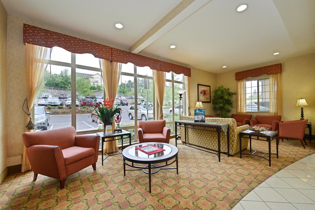 Comfort Suites Eugene Bagian luar foto