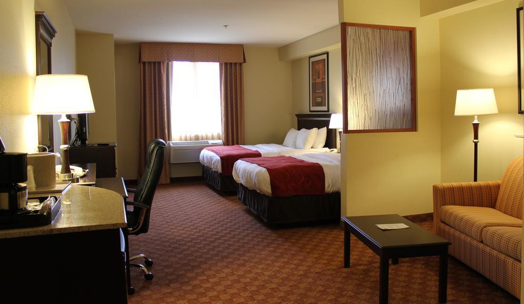 Comfort Suites Eugene Bagian luar foto