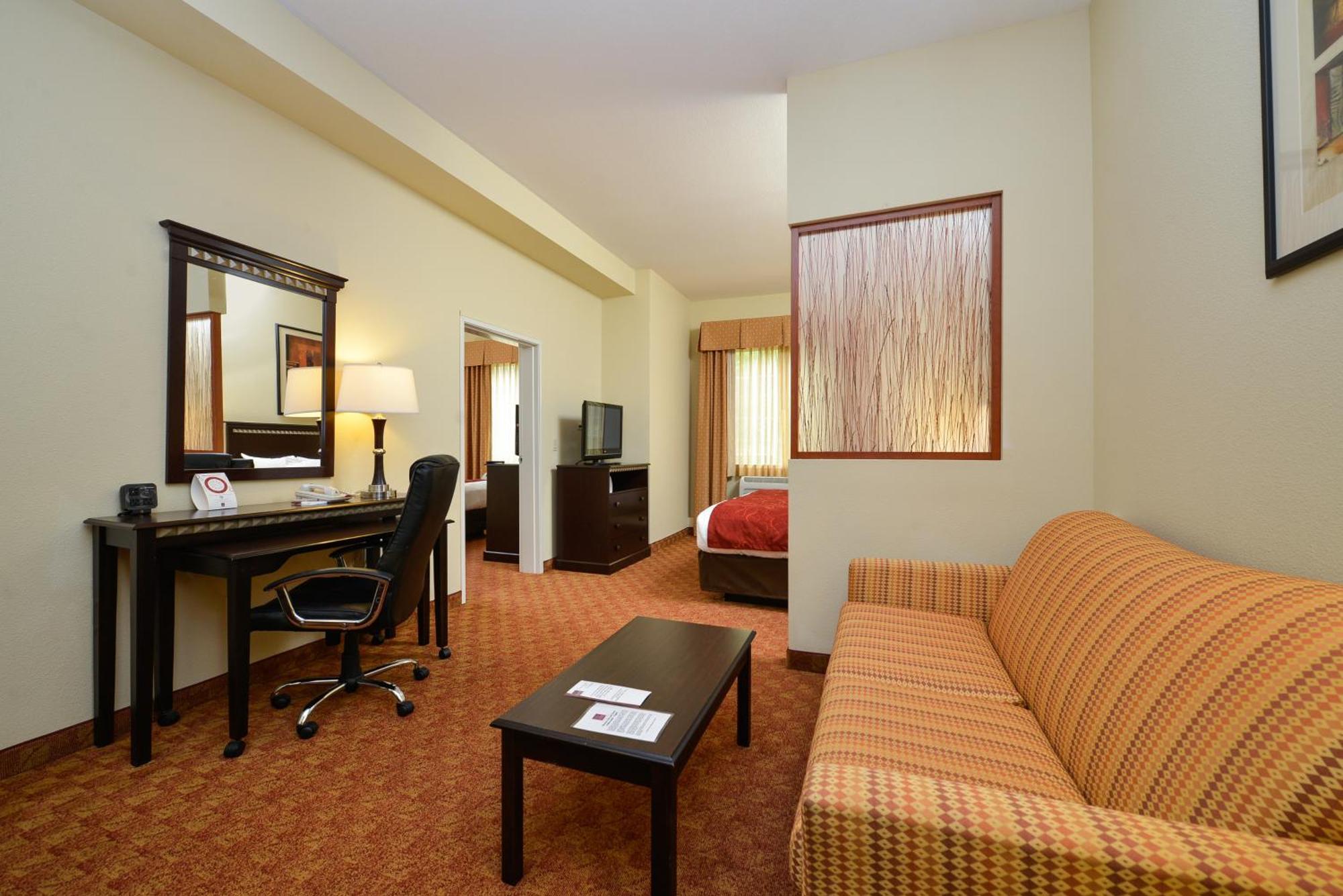 Comfort Suites Eugene Bagian luar foto